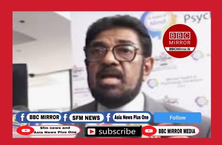 කෙහෙළිය කවදාවත් පැද්දේ නැති බෙන්ස් එකකට මාසෙට 240,000 ගානේ අවුරුදු දෙකක් මුදල් අරන්