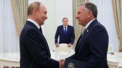 US-Russia talks were ‘constructive’, Kremlin says as Ukraine ceasefire deadline looms
