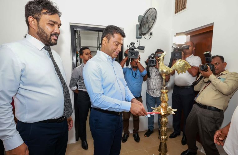 ප්‍රවෘත්තී දෙපාර්තමේන්තුවේ චිත්‍රපට අංශය විවෘත කෙරේ. BBCMirror.lk .  CNN-Mirror.com ‘ asianewsplusone.com   sfmnewslk.com