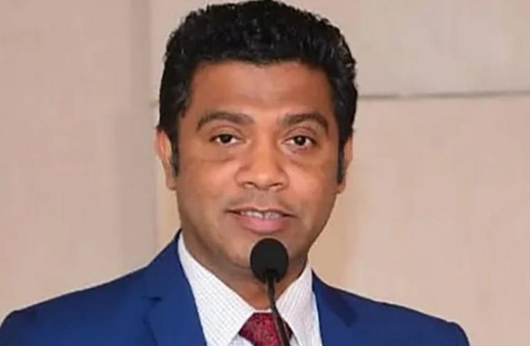 හිටපු කතානායක වත්මන් පාර්ලිමේන්තු මන්ත්‍රි අශෝක රන්වල සිය ආචාර්ය උපාධි සහතිකය ඉදිරිපත් නොකළ නිසා තවත් අයෙකුට එලෙස ඉදිරිපත් නොකර සිටීමට සදාචාරාත්මක අයිතියක් නොමැති බව අමාත්‍ය නලින්ද ජයතිස්ස මහතා පවසයි.