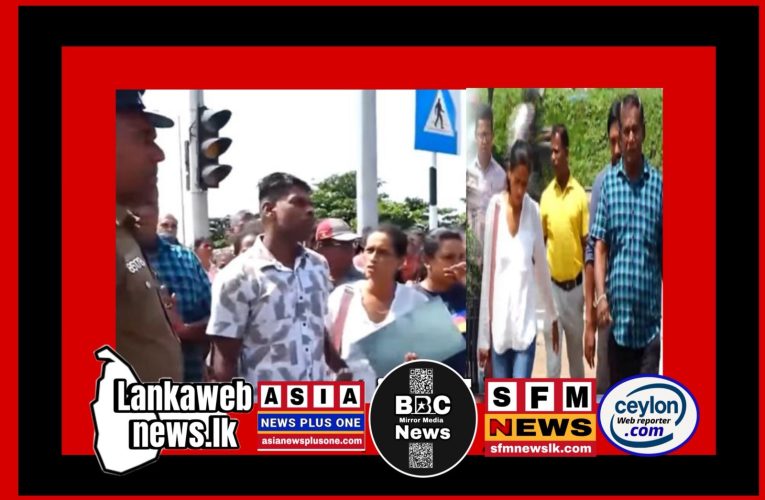 අමරකීර්ති ඝාතන නඩුවේ විත්තිකරුවන්ගේ ඥාතීන්, ලිඛිත පැමිණිල්ලක් භාරදීම සඳහා අද (23) ජනාධිපති ලේකම් කාර්යාලය වෙත පැමිණ සිටියා.