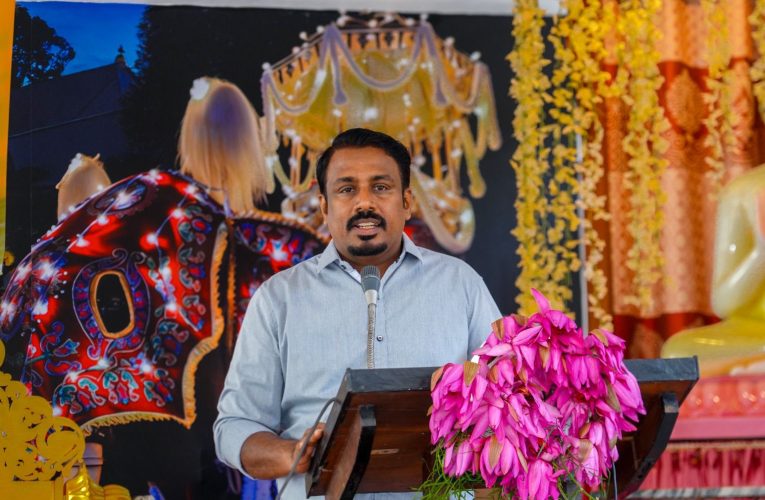 “දැය නංවන සපිරි ගමක්” ප්‍රජා ඵලදායිතා ආදර්ශ ගම්මාන ව්‍යාපෘතිය 2025-2027 කොලොන්නාව ප්‍රාදේශීය ලේකම් කොට්ඨාසයේ ඇරඹෙයි…!