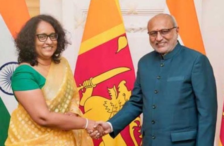 ඉන්දීය උප ජනාධිපති සී. පී. රාධාක්‍රිෂ්ණන් මහතා අද (19) ආචාර්ය හරිනි අමරසූරිය හමුවී සාකච්ඡා පැවත්වා තිබේ.
