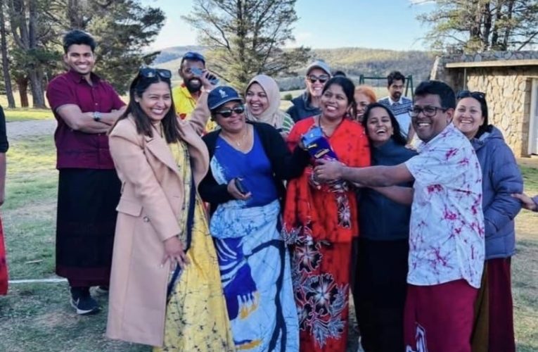 ඕස්ට්‍රේලියාවේ නිව් සවුත් වේල්ස්හි කූමා නගරයේ සිංහල අවුරුදු උළෙලක්.