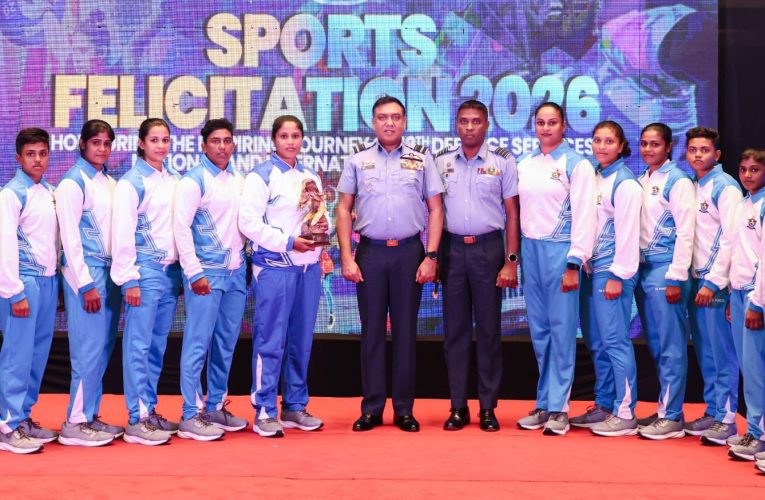 ජාත්‍යන්තර හා ජාතික දක්ෂතා දැක්වූ ගුවන් හමුදා ක්‍රීඩක ක්‍රීඩිකාවන් ඇගයීමට.