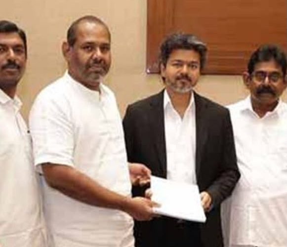 උතුරේ දෙමළ දේශපාලන නියෝජිතයින් සහ තමිල්නාඩු මහ ඇමති අතර හමුවිමක්