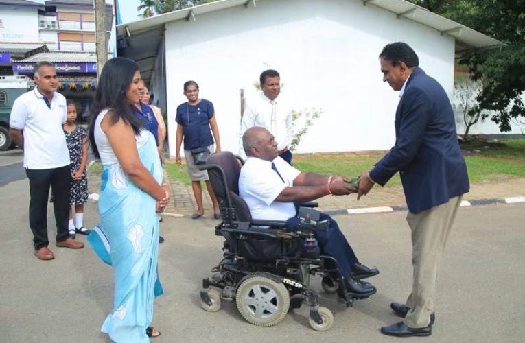 අධ්‍යාපනික ප්‍රදර්ශනයේ අවසාන දිනය (01) මහජනතාවට විවෘත කිරිමට